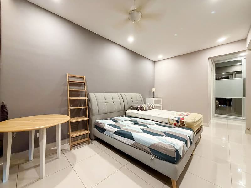 Kondominium untuk Dijual di Tropicana Bay Residences - Allen Yeoh - Bedroom - PropertyGuru.com.my