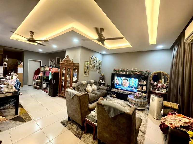 Rumah Berkembar untuk Dijual di Shah Alam (Selangor) - Fauziah Nawawi - Living Room - PropertyGuru.com.my