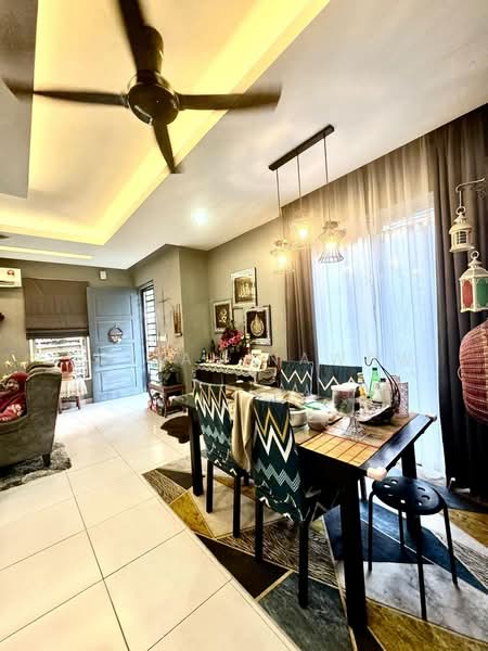 Rumah Berkembar untuk Dijual di Shah Alam (Selangor) - Fauziah Nawawi - Dining Room - PropertyGuru.com.my