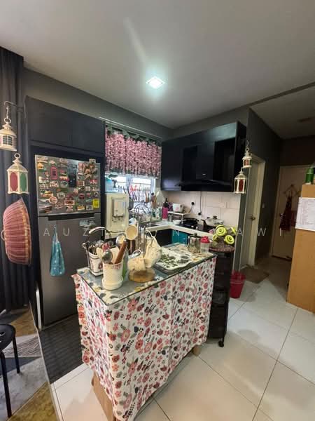 Rumah Berkembar untuk Dijual di Shah Alam (Selangor) - Fauziah Nawawi - Kitchen - PropertyGuru.com.my