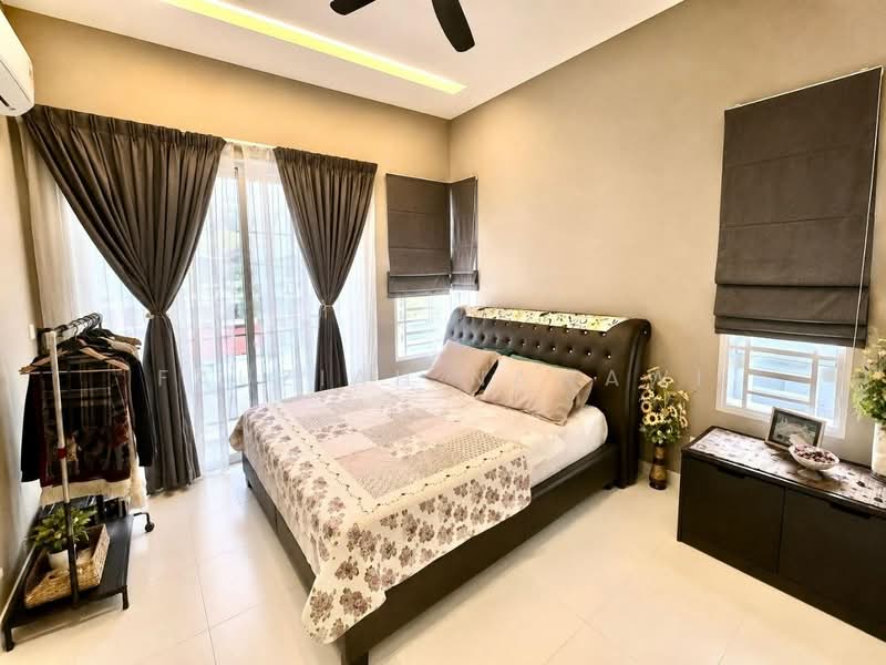 Rumah Berkembar untuk Dijual di Shah Alam (Selangor) - Fauziah Nawawi - Bedroom - PropertyGuru.com.my
