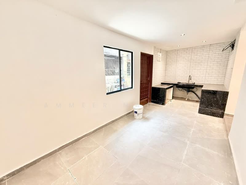 Rumah Teres 2-Tingkat untuk Dijual di Taman Puchong Indah (Puchong) - Ammeer Nadzrai - Kitchen - PropertyGuru.com.my