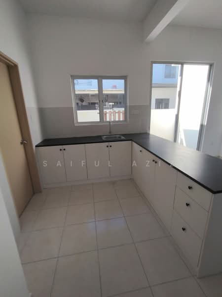 Rumah Teres 2 Tingkat untuk Disewa di Semenyih (Selangor) - Saiful Aziz - Kitchen - PropertyGuru.com.my