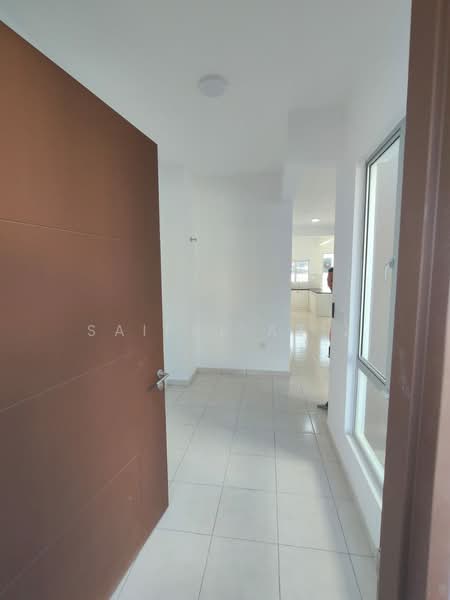 Rumah Teres 2 Tingkat untuk Disewa di Semenyih (Selangor) - Saiful Aziz - Entrance - PropertyGuru.com.my