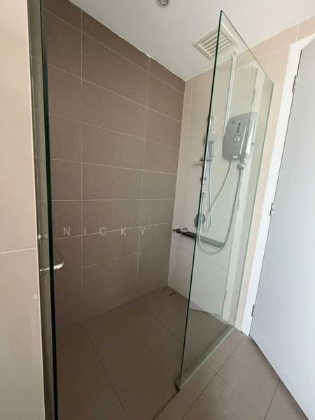Servis Apartment untuk Disewa di G Residence - Nicky Choy - Bathroom - PropertyGuru.com.my