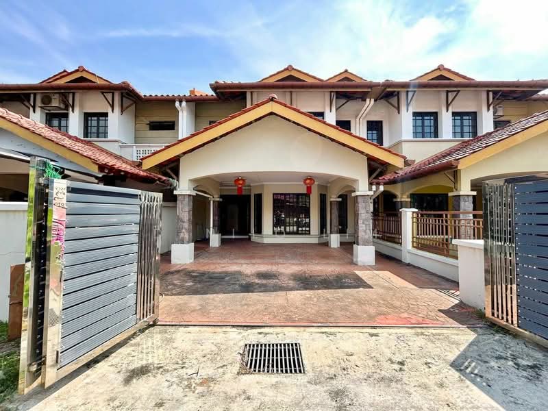 2-storey Terraced House for Sale in Bandar Tun Hussein Onn (Cheras) - Danilo Lim - Exterior - PropertyGuru.com.my
