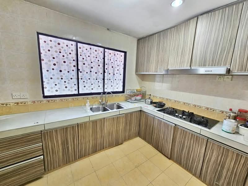 2-storey Terraced House for Sale in Bandar Tun Hussein Onn (Cheras) - Danilo Lim - Kitchen - PropertyGuru.com.my