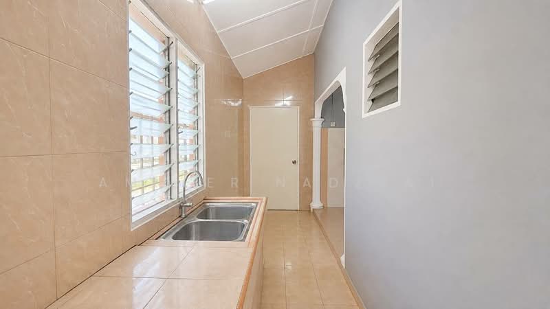 Rumah Teres 2-Tingkat untuk Dijual di Taman Desa Mewah (Semenyih) - Ammeer Nadzrai - Kitchen - PropertyGuru.com.my