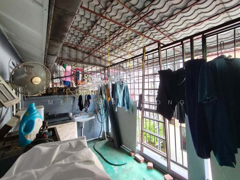 Rumah Teres 2 Tingkat untuk Dijual di Puchong (Selangor) - Melissa Chong - Balcony - PropertyGuru.com.my
