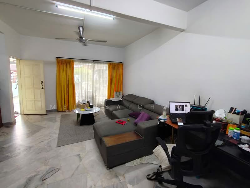 Rumah Teres 2 Tingkat untuk Dijual di Puchong (Selangor) - Melissa Chong - Living Room - PropertyGuru.com.my
