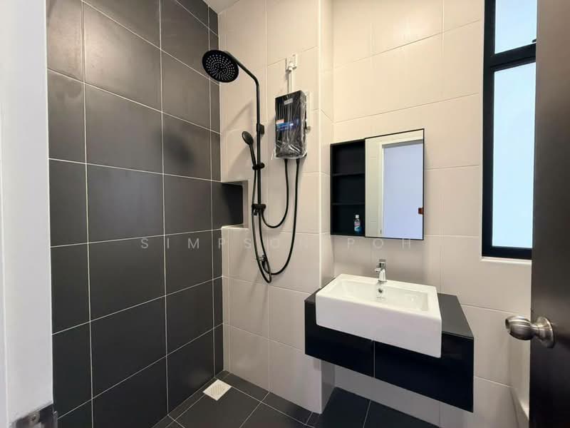 Rumah Kluster untuk Dijual di Eco Botanic (Iskandar Puteri (Nusajaya)) - Simpson Poh - Bathroom - PropertyGuru.com.my