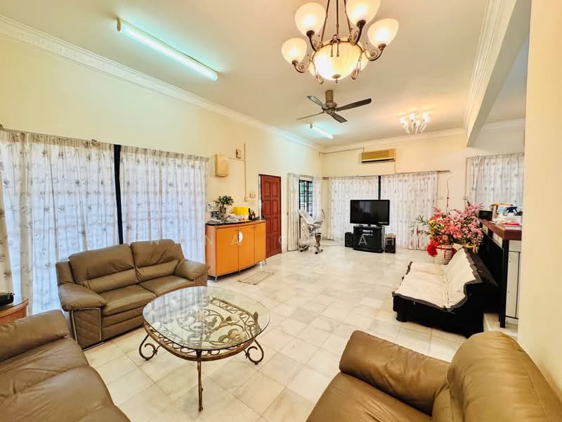 2-storey Terraced House for Sale in Bukit Jelutong (Shah Alam) - Nana Cheah - PropertyGuru.com.my