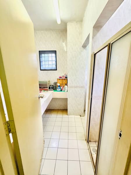 2-storey Terraced House for Sale in Bukit Jelutong (Shah Alam) - Nana Cheah - PropertyGuru.com.my