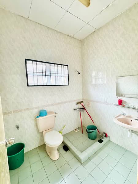 2-storey Terraced House for Sale in Bukit Jelutong (Shah Alam) - Nana Cheah - PropertyGuru.com.my