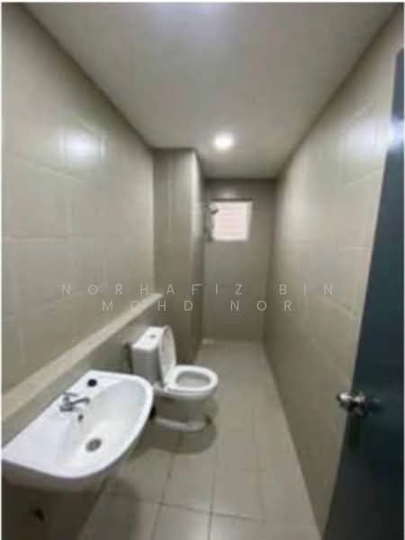 Condominium for Sale at Sanderling Lakefront - Norhafiz Bin Mohd Nor - Bathroom - PropertyGuru.com.my