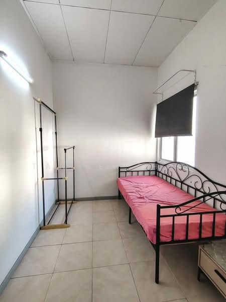 Pangsapuri untuk Dijual di Baiduri Court Apartment - Tan Bee Choo - Bedroom - PropertyGuru.com.my