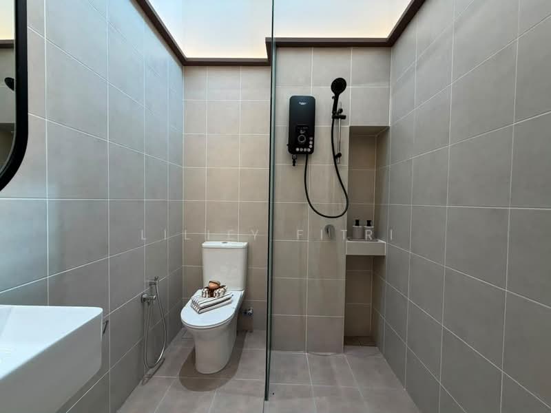 2-storey Terraced House for Sale in Selayang Mulia (Batu Caves) - Liliey Fitri - Bathroom - PropertyGuru.com.my