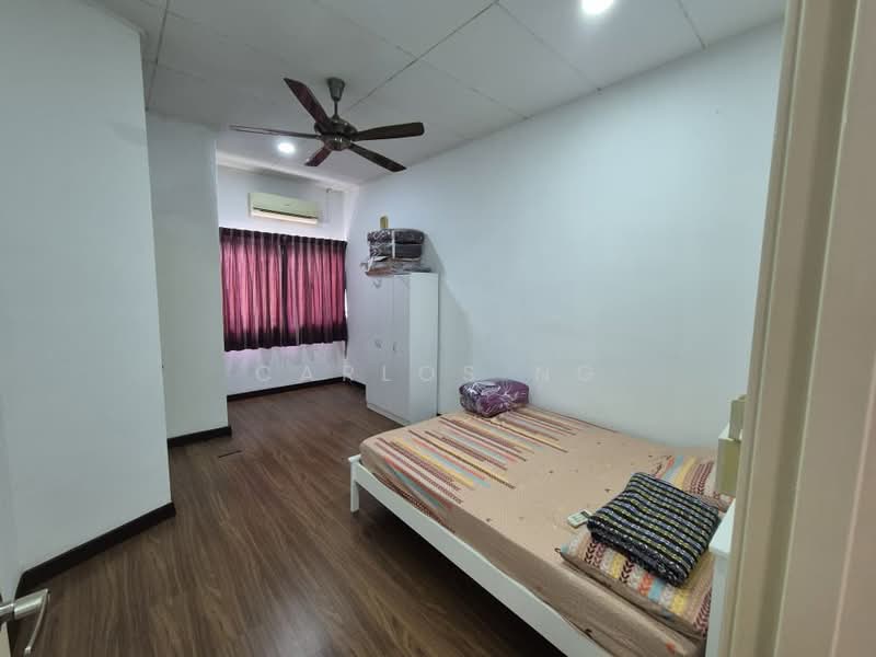 2-storey Terraced House for Rent in Seksyen 5 (Kota Damansara) - Carlos Ng - Bedroom - PropertyGuru.com.my