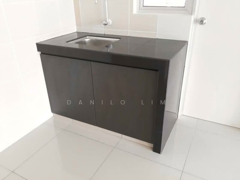 Servis Apartment untuk Dijual di Maxim Residences - Danilo Lim - Kitchen - PropertyGuru.com.my