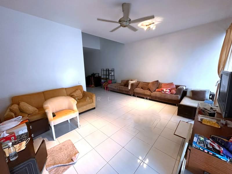 Rumah Teres 2 Tingkat untuk Dijual di Setia Tropika (Johor Bahru) - Karl Lim - Living Room - PropertyGuru.com.my