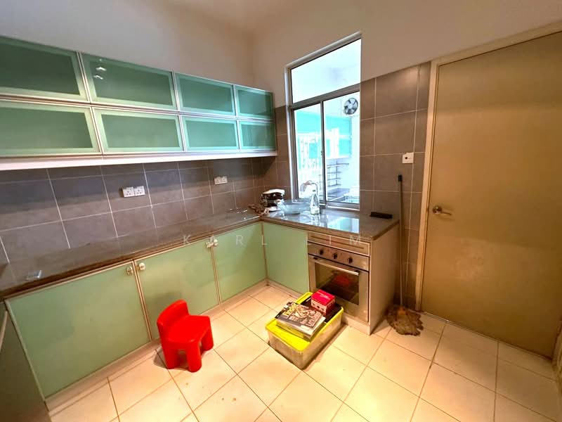 Rumah Teres 2 Tingkat untuk Dijual di Setia Tropika (Johor Bahru) - Karl Lim - Kitchen - PropertyGuru.com.my