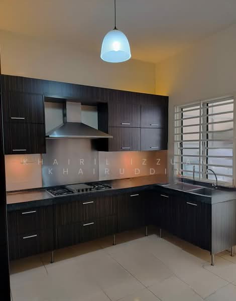 Rumah Teres 2 Tingkat untuk Dijual di Sunway Alam Suria (Shah Alam) - Khairil Izzuan Khairuddin - Kitchen - PropertyGuru.com.my