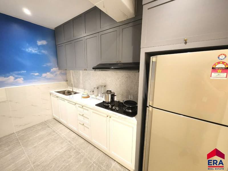 Service Residence for Sale at D'Secret Garden 2 (Pangsapuri Kempas Indah 2) - Miss Shee - Kitchen - PropertyGuru.com.my