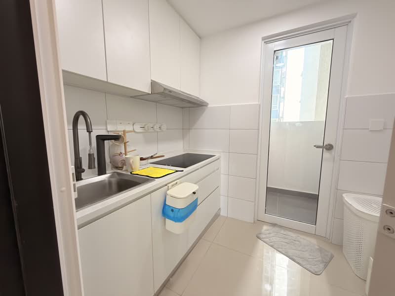 Service Residence for Sale at Vista Tiara (MBW Bay) - CY LEE - Kitchen - PropertyGuru.com.my
