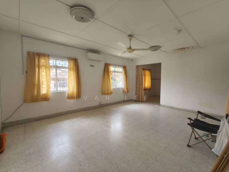 Rumah Banglo untuk Dijual di SS1 (Petaling Jaya) - Ivan Lee - Living Room - PropertyGuru.com.my
