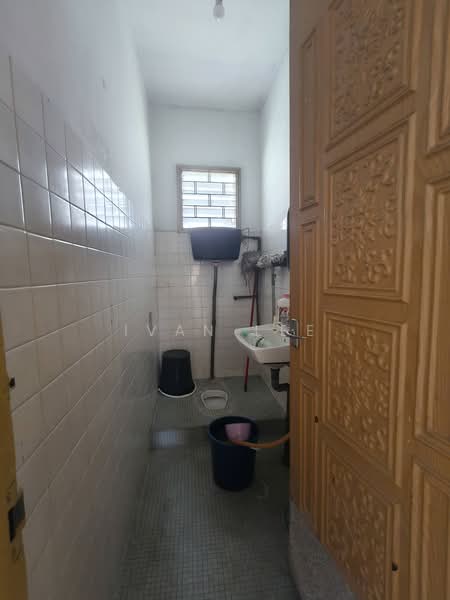 Rumah Banglo untuk Dijual di SS1 (Petaling Jaya) - Ivan Lee - Bathroom - PropertyGuru.com.my