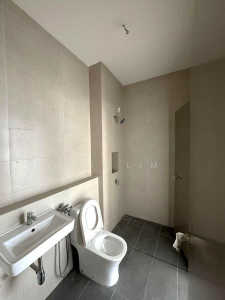 Rumah Kluster untuk Dijual di Taman JP Perdana (Johor Bahru) - Karl Lim - Bathroom - PropertyGuru.com.my