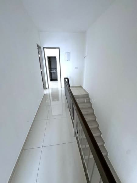 Rumah Kluster untuk Dijual di Taman JP Perdana (Johor Bahru) - Karl Lim - Corridor - PropertyGuru.com.my