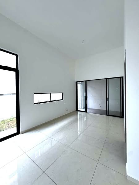 Rumah Kluster untuk Dijual di Taman JP Perdana (Johor Bahru) - Karl Lim - Living Room - PropertyGuru.com.my