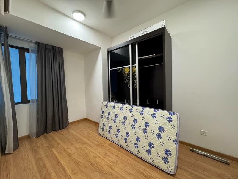Kondominium untuk Disewa di Lake Point Residence - Sya Rusli - Bedroom - PropertyGuru.com.my