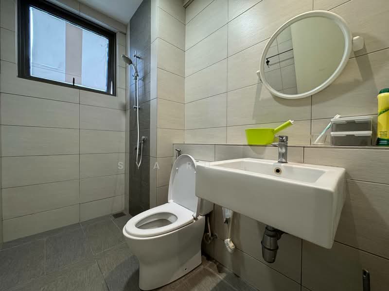 Kondominium untuk Disewa di Lake Point Residence - Sya Rusli - Bathroom - PropertyGuru.com.my