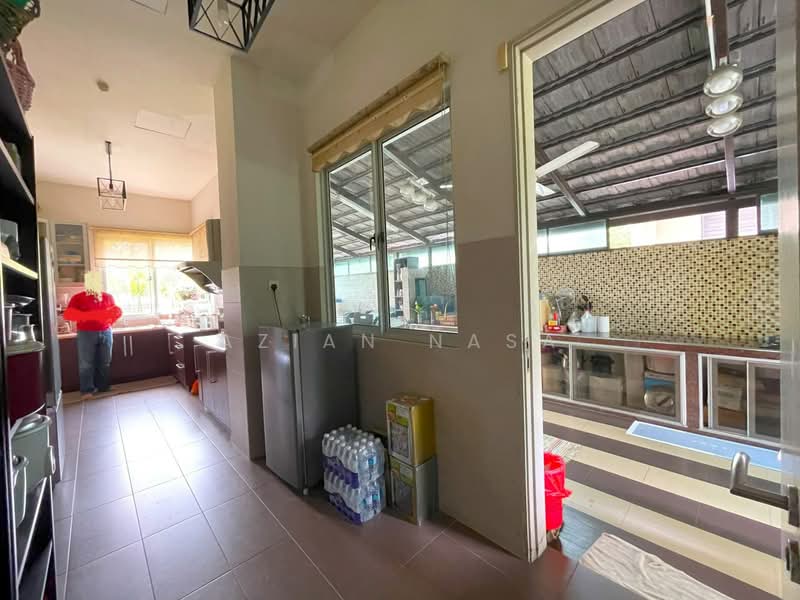 Rumah Banglo untuk Dijual di Seksyen 13 (Shah Alam) - Azian Nasa - PropertyGuru.com.my