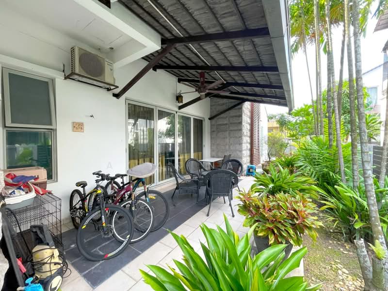 Rumah Banglo untuk Dijual di Seksyen 13 (Shah Alam) - Azian Nasa - PropertyGuru.com.my