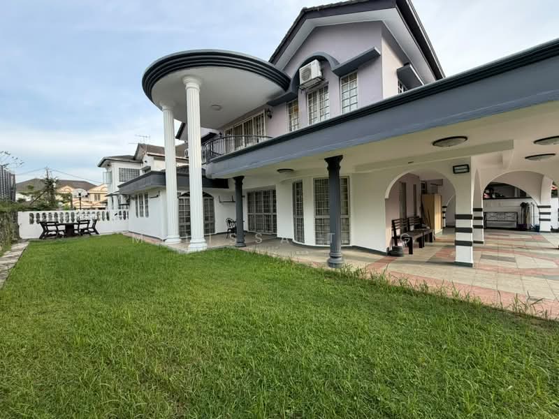 Semi-Detached House for Sale in Seksyen 9 (Shah Alam) - Melissa Ting - Exterior - PropertyGuru.com.my