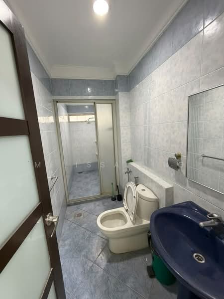 Semi-Detached House for Sale in Seksyen 9 (Shah Alam) - Melissa Ting - Bathroom - PropertyGuru.com.my