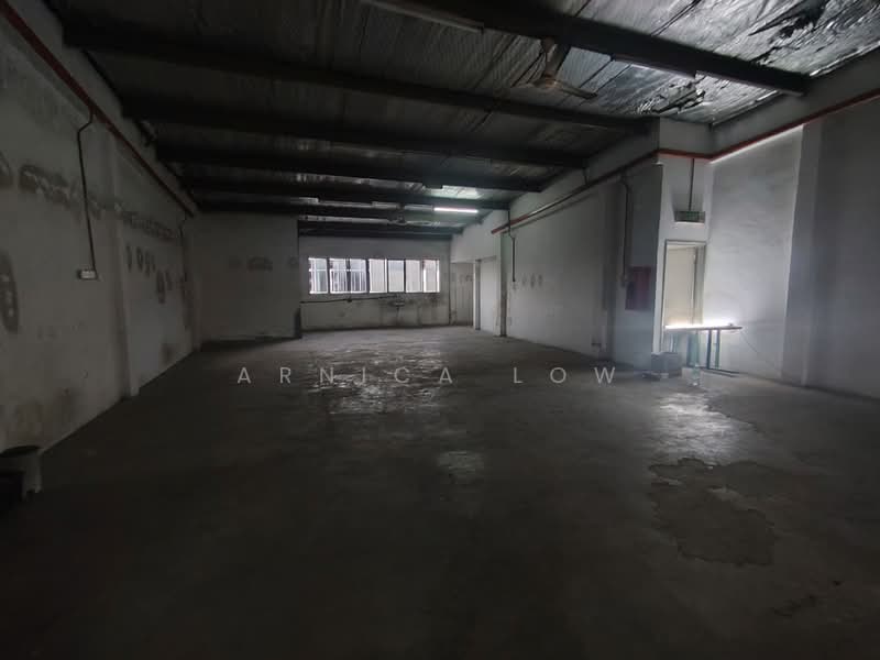 Kedai untuk Disewa di Taman Sri Serdang (Seri Kembangan) - Arnica Low - PropertyGuru.com.my