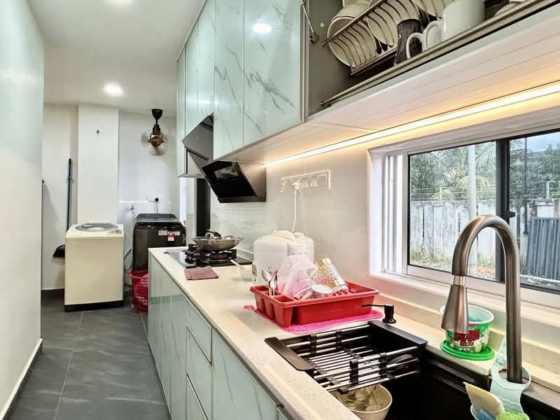 2-storey Terraced House for Sale in Taman Mutiara Rini (Skudai) - Karl Lim - Kitchen - PropertyGuru.com.my