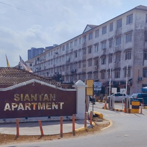 Pangsapuri untuk Dijual di Siantan Apartment - Nazrin Hakimin - Exterior - PropertyGuru.com.my