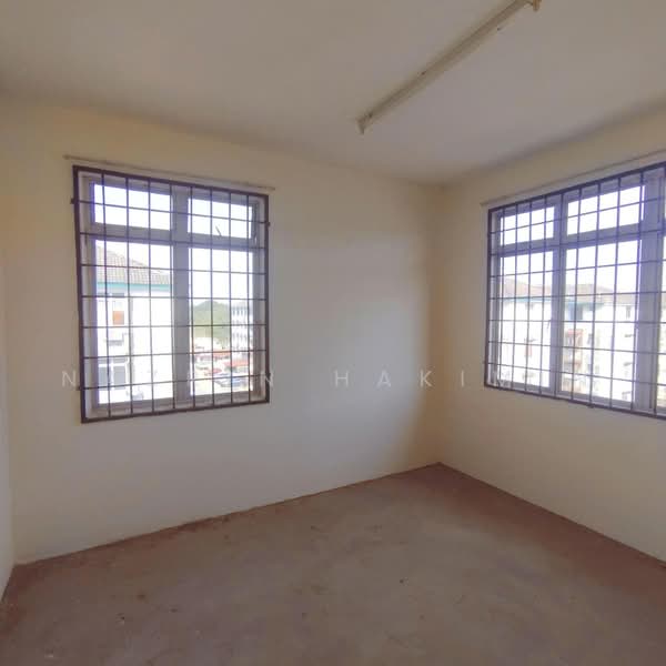 Pangsapuri untuk Dijual di Siantan Apartment - Nazrin Hakimin - PropertyGuru.com.my