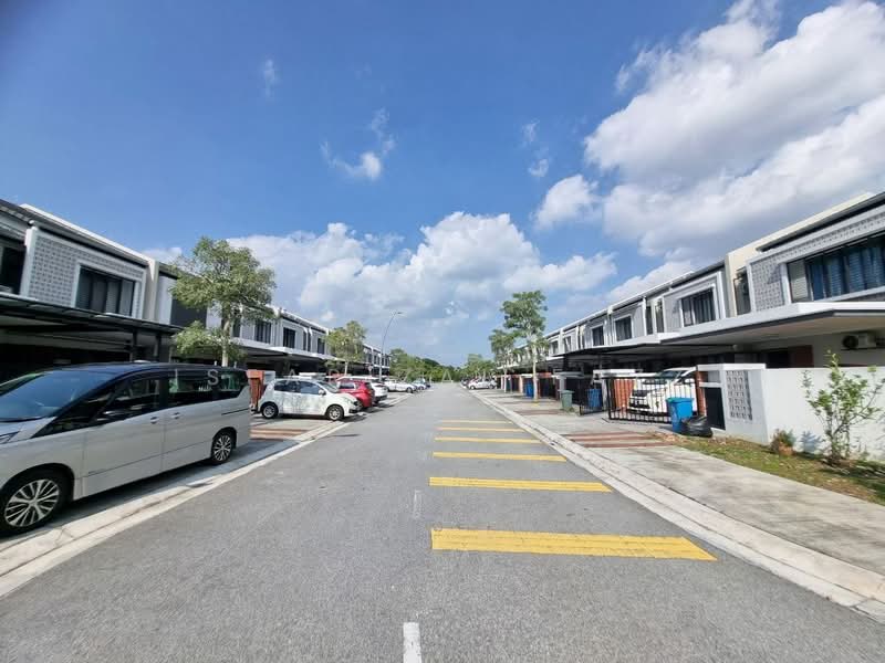 Terraced House for Sale in Elmina (Shah Alam) - Isfarizal fazz - Exterior - PropertyGuru.com.my
