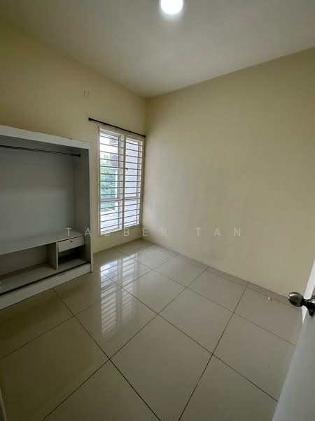 Condominium for Sale at Imperial Residence - Tabber Tan - Bedroom - PropertyGuru.com.my