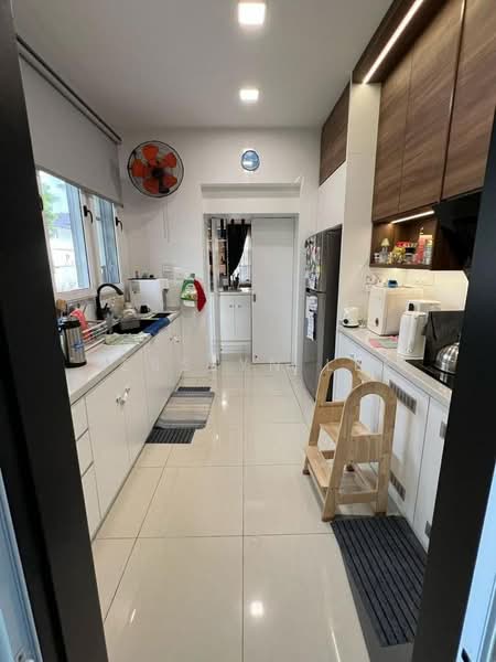 Semi-Detached House for Sale in Eco Majestic (Semenyih) - Jesslyn Lee - Kitchen - PropertyGuru.com.my
