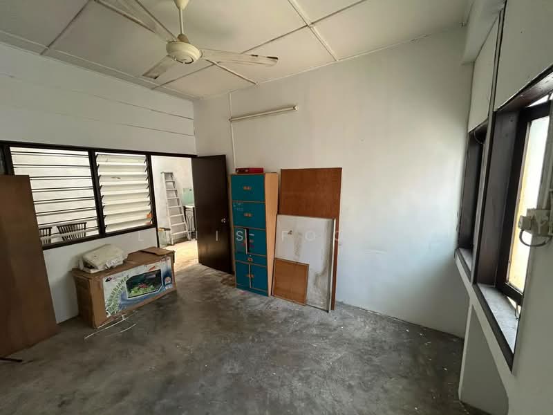 Shop / Office for Sale in Taman Ehsan (Kepong) - Louis Foong - Interior - PropertyGuru.com.my
