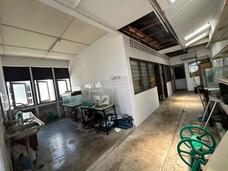 Shop / Office for Sale in Taman Ehsan (Kepong) - Louis Foong - Interior - PropertyGuru.com.my