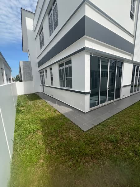 Semi-Detached House for Sale in Taman Ekoflora (Johor Bahru) - Angelina Tan - PropertyGuru.com.my