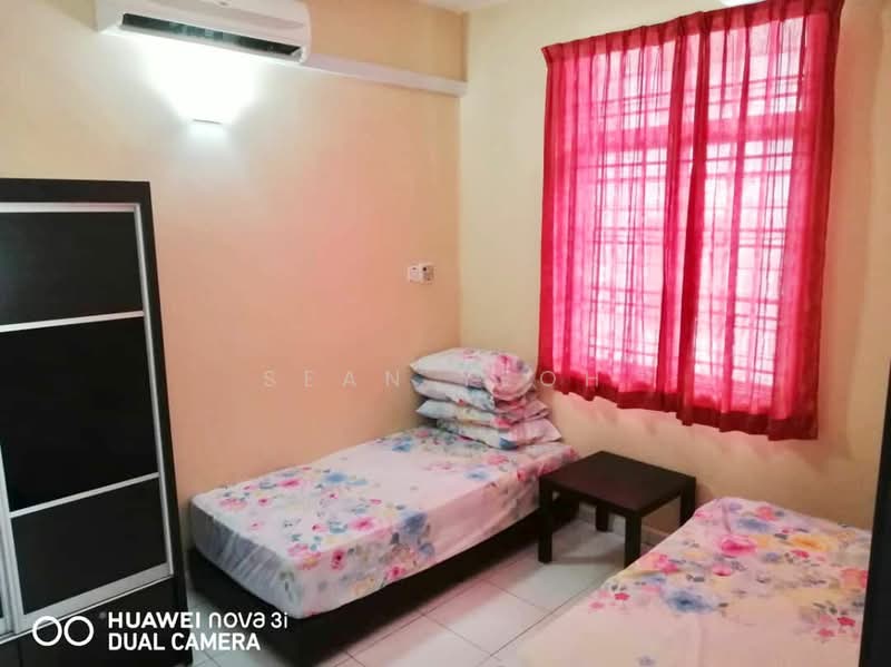 Semi-Detached House for Sale in Taman Mutiara Rini (Skudai) - Sean Yeoh - Bedroom - PropertyGuru.com.my